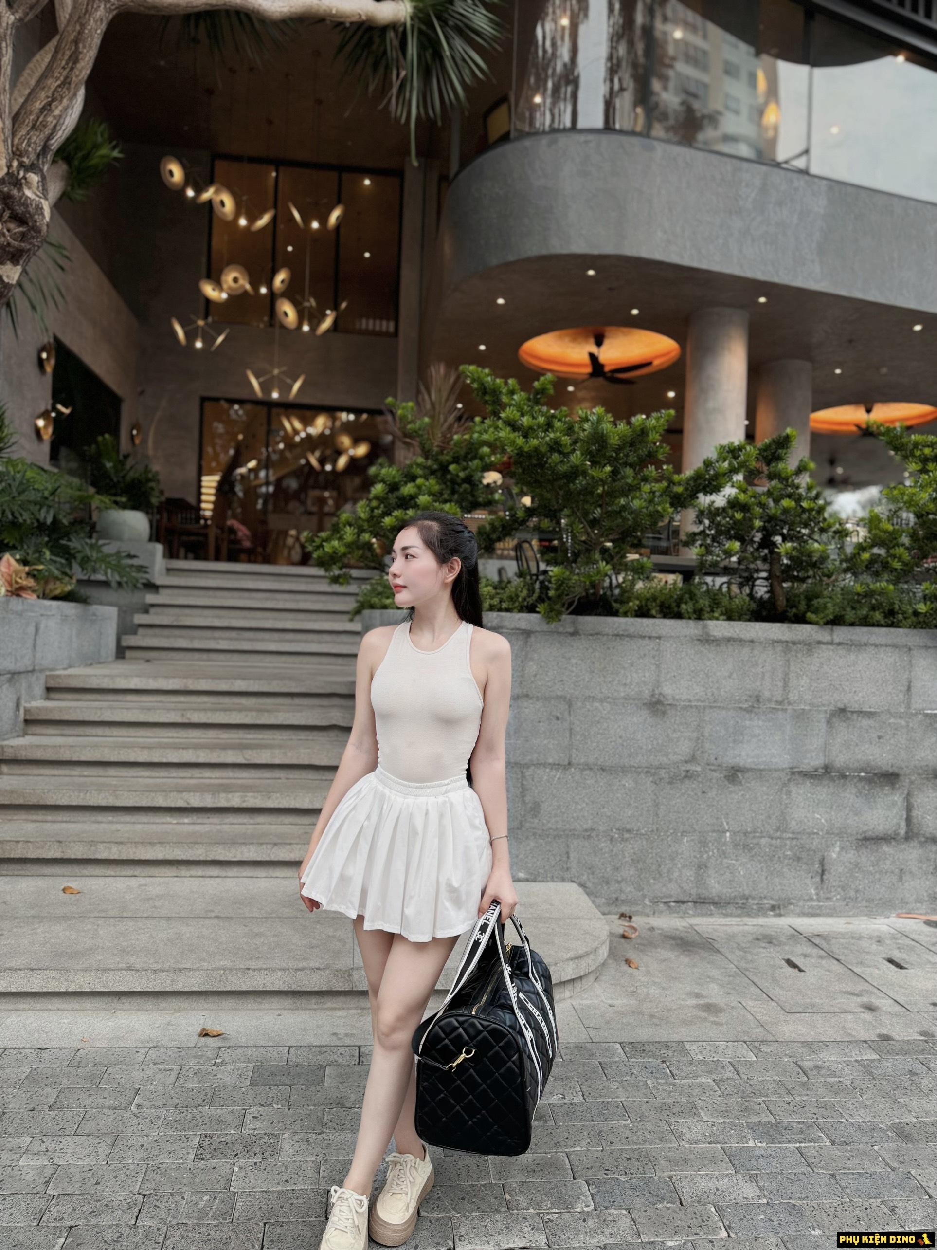 Túi Trống Du Lịch Chanel Size 50 Black Túi Trống Du Lịch Chanel Size 50 Black